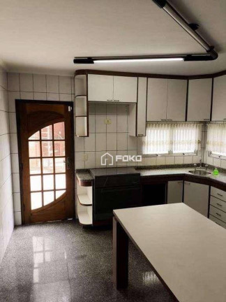 Imagem Sobrado com 3 Quartos à Venda ou Locação, 200 m² em Jardim Toscana - Guarulhos Imagem Sobrado com 3 Quartos à Venda ou Locação, 200 m² em Jardim Toscana - Guarulhos