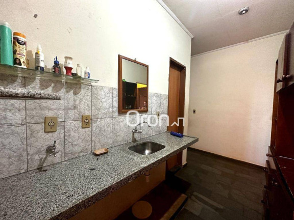 Imagem Sobrado com 3 Quartos à Venda, 306 m² em Vila Morais - Goiânia