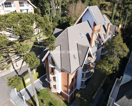 Imagem Imóvel com 4 Quartos à Venda, 170 m² em Região De Capivari - Campos Do Jordão Imagem Imóvel com 4 Quartos à Venda, 170 m² em Região De Capivari - Campos Do Jordão