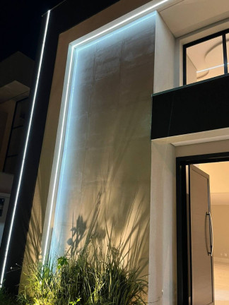 Imagem Casa de Condomínio com 3 Quartos à Venda, 436 m² em Ribeirão Do Lipa - Cuiabá