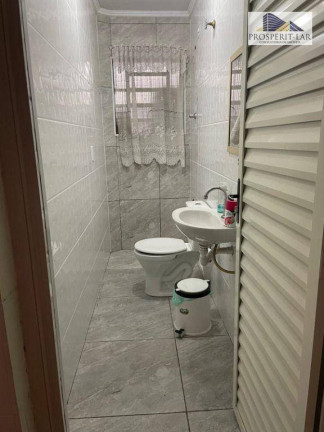 Imagem Casa com 3 Quartos à Venda, 180 m² em Jardim Santa Mena - Guarulhos