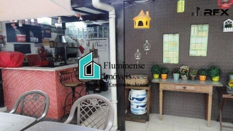 Imagem Apartamento com 3 Quartos à Venda, 218 m² em Icaraí - Niterói