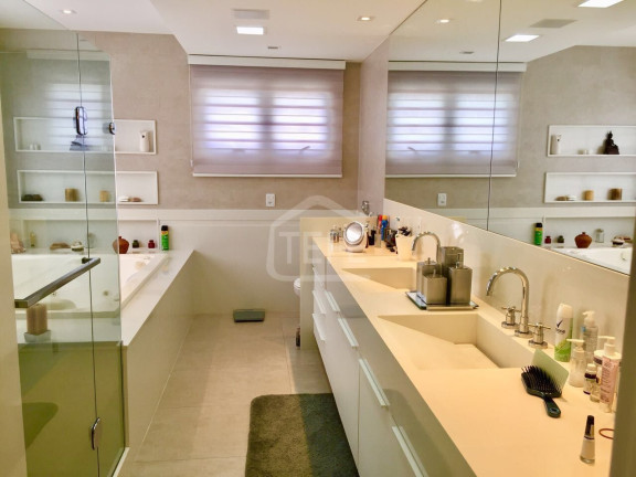 Imagem Casa com 5 Quartos à Venda, 750 m² em Barra Da Tijuca - Rio De Janeiro Imagem Casa com 5 Quartos à Venda, 750 m² em Barra Da Tijuca - Rio De Janeiro