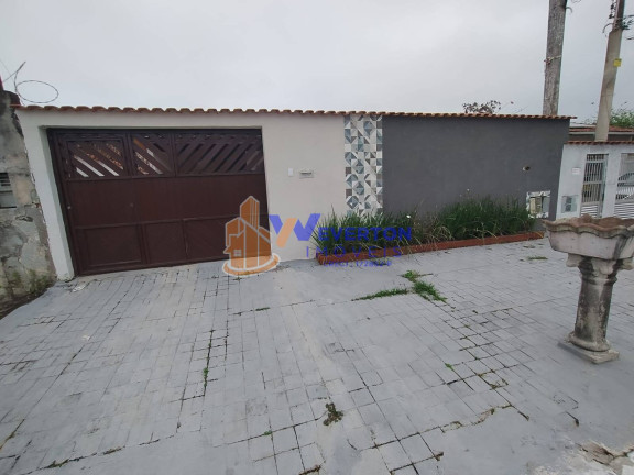 Casa com 4 Quartos à Venda,  em Florida Mirim - Mongaguá