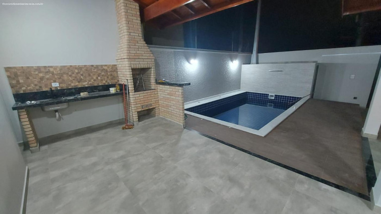 Imagem Casa com 3 Quartos à Venda, 130 m² em Balneário Oásis - Peruíbe Imagem Casa com 3 Quartos à Venda, 130 m² em Balneário Oásis - Peruíbe