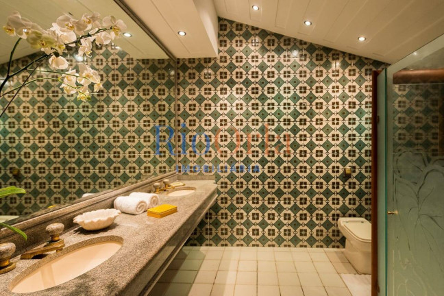 Imagem Casa com 5 Quartos à Venda, 1.200 m² em Armacao Dos Buzios - Búzios