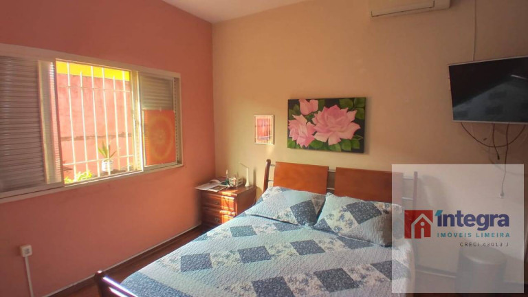 Imagem Casa com 3 Quartos à Venda, 235 m² em Vila Cristóvam - Limeira Imagem Casa com 3 Quartos à Venda, 235 m² em Vila Cristóvam - Limeira