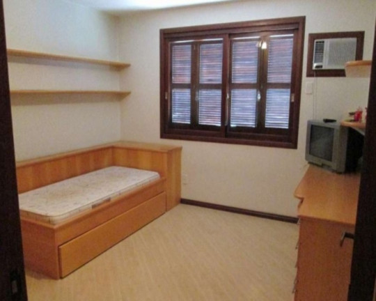 Imagem Casa com 3 Quartos à Venda, 260 m² em Parque Santa Fé - Porto Alegre Imagem Casa com 3 Quartos à Venda, 260 m² em Parque Santa Fé - Porto Alegre
