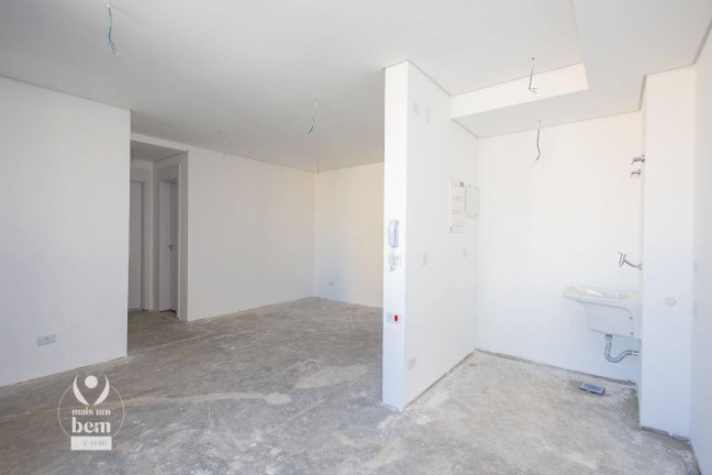 Imagem Apartamento com 2 Quartos à Venda, 72 m² em Centro - Curitiba