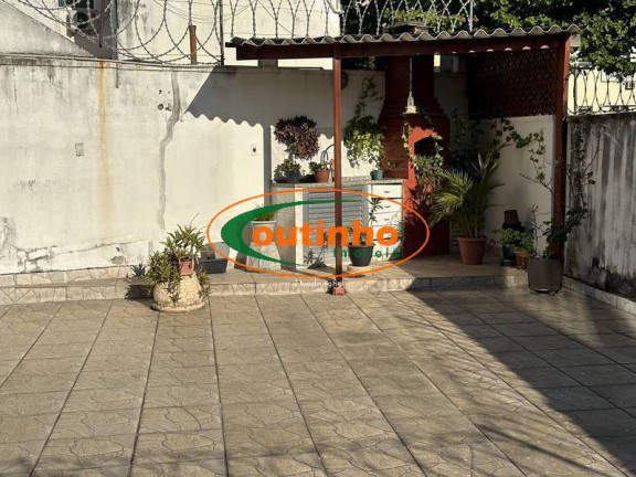 Imagem Casa com 3 Quartos à Venda, 140 m² em Vila Isabel - Rio De Janeiro Imagem Casa com 3 Quartos à Venda, 140 m² em Vila Isabel - Rio De Janeiro