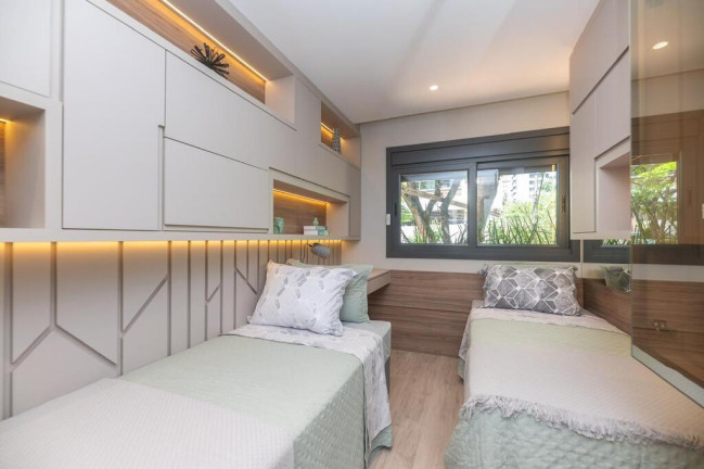 Imagem Imóvel com 3 Quartos à Venda, 98 m² em Rio Branco - Porto Alegre Imagem Imóvel com 3 Quartos à Venda, 98 m² em Rio Branco - Porto Alegre