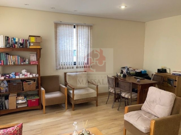 Sala Comercial à Venda, 40 m² em Petrópolis - Porto Alegre