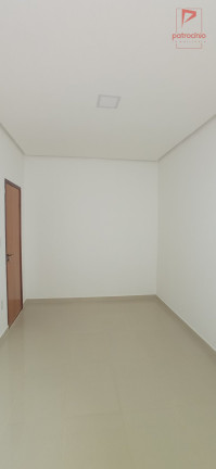 Imagem Casa com 3 Quartos à Venda, 90 m² em Conceição - Feira De Santana