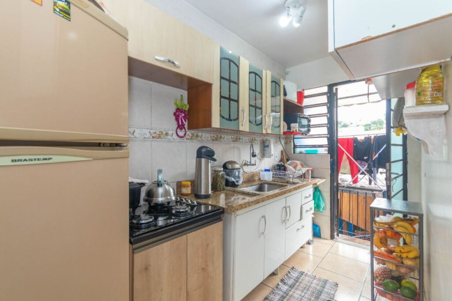Imagem Casa com 3 Quartos à Venda, 174 m² em Nonoai - Porto Alegre