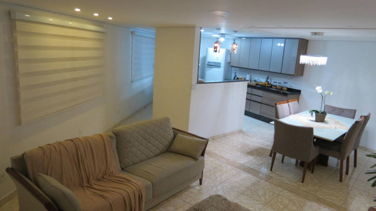 Imagem Casa com 3 Quartos à Venda, 250 m² em Jardim Santo André - São Paulo Imagem Casa com 3 Quartos à Venda, 250 m² em Jardim Santo André - São Paulo