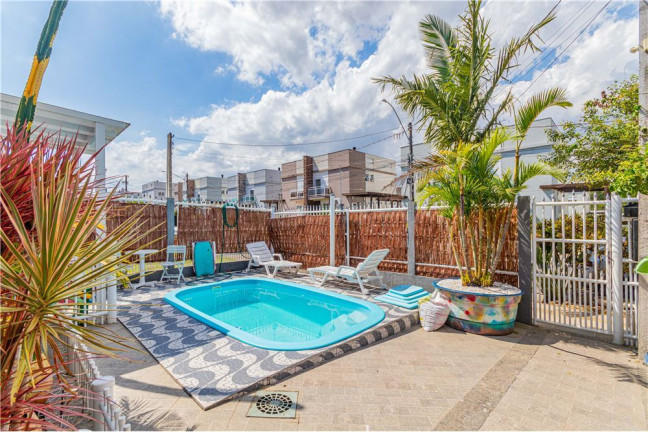 Imagem Casa com 2 Quartos à Venda, 108 m² em Lomba Do Pinheiro - Porto Alegre