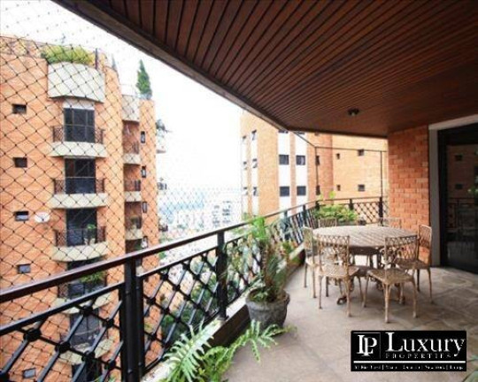 Apartamento com 4 Quartos à Venda, 310 m² em Alto De Pinheiros - São Paulo
