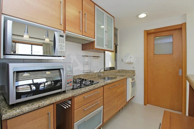 Imagem Apartamento com 3 Quartos à Venda, 87 m² em Passo Da Areia - Porto Alegre Imagem Apartamento com 3 Quartos à Venda, 87 m² em Passo Da Areia - Porto Alegre