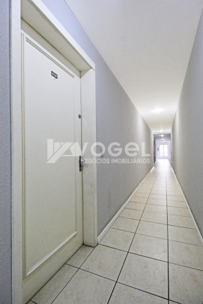 Imagem Apartamento com 3 Quartos à Venda, 66 m² em Santo Antônio - Porto Alegre Imagem Apartamento com 3 Quartos à Venda, 66 m² em Santo Antônio - Porto Alegre