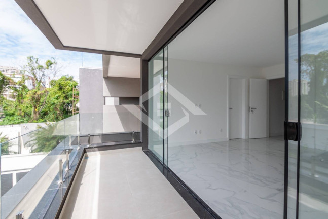 Imagem Casa com 4 Quartos à Venda, 317 m² em Recreio Dos Bandeirantes - Rio De Janeiro Imagem Casa com 4 Quartos à Venda, 317 m² em Recreio Dos Bandeirantes - Rio De Janeiro