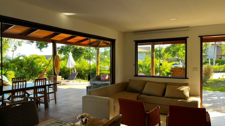 Imagem Casa com 4 Quartos à Venda, 350 m² em Galeria Alga Marinha - Mata De São João Imagem Casa com 4 Quartos à Venda, 350 m² em Galeria Alga Marinha - Mata De São João