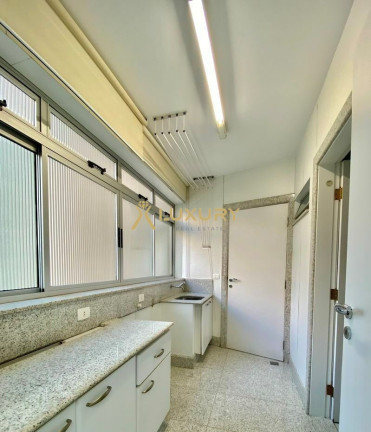 Imagem Imóvel com 3 Quartos à Venda, 110 m² em Sion - Belo Horizonte Imagem Imóvel com 3 Quartos à Venda, 110 m² em Sion - Belo Horizonte