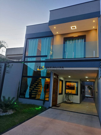 Imagem Casa com 3 Quartos à Venda, 210 m² em Parque Tropical - Campos Dos Goytacazes Imagem Casa com 3 Quartos à Venda, 210 m² em Parque Tropical - Campos Dos Goytacazes