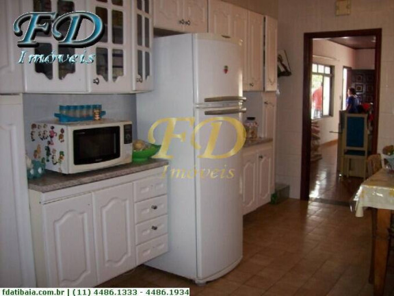 Imagem Casa com 3 Quartos à Venda, 250 m² em Terra Preta - Mairiporã Imagem Casa com 3 Quartos à Venda, 250 m² em Terra Preta - Mairiporã