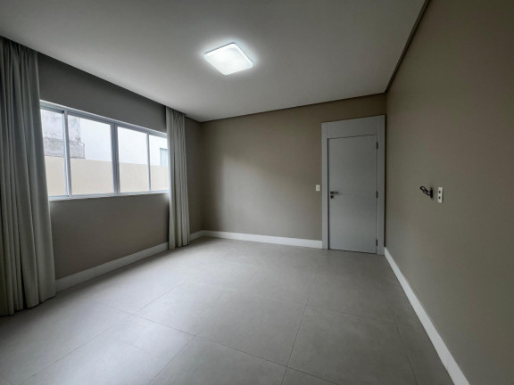 Imagem Casa com 5 Quartos à Venda, 600 m² em Ponta Negra - Manaus