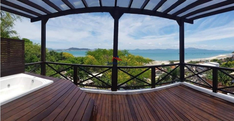 Sobrado com 3 Quartos à Venda, 200 m² em Ponta Das Canas - Florianópolis