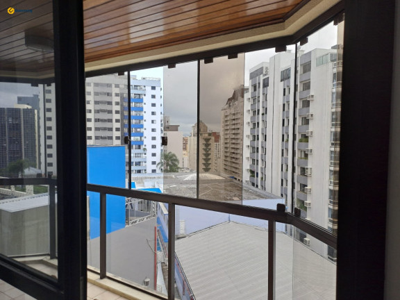 Imagem Apartamento com 2 Quartos à Venda, 88 m² em Centro - Florianópolis Imagem Apartamento com 2 Quartos à Venda, 88 m² em Centro - Florianópolis