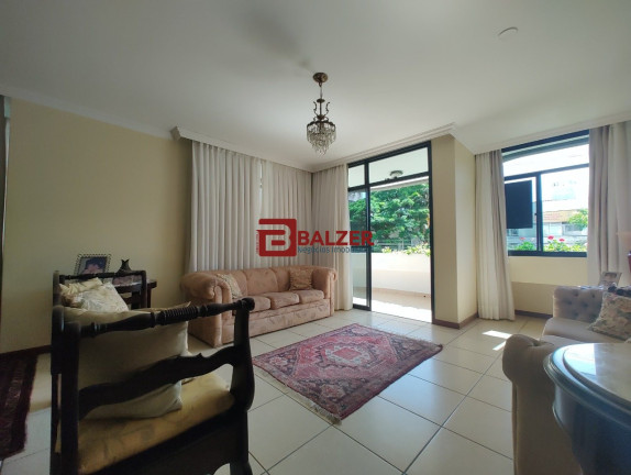 Imagem Apartamento com 4 Quartos à Venda, 264 m² em Centro - Florianópolis Imagem Apartamento com 4 Quartos à Venda, 264 m² em Centro - Florianópolis
