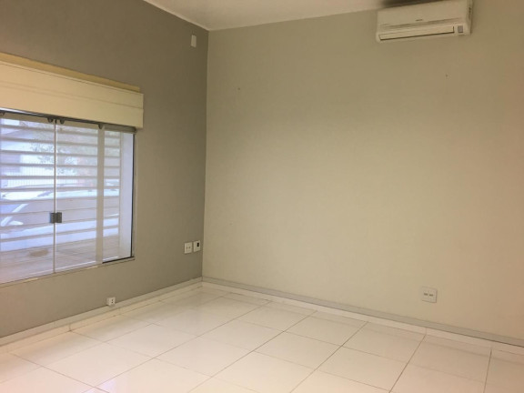Imagem Casa com 4 Quartos à Venda, 306 m² em Centro - São Leopoldo Imagem Casa com 4 Quartos à Venda, 306 m² em Centro - São Leopoldo