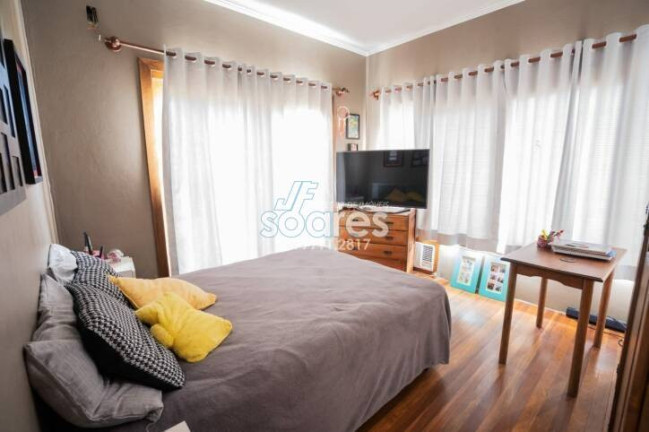 Imagem Sobrado com 5 Quartos à Venda, 390 m² em Laranjal - Pelotas Imagem Sobrado com 5 Quartos à Venda, 390 m² em Laranjal - Pelotas