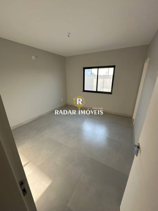 Imagem Casa com 3 Quartos à Venda, 252 m² em Nova São Pedro - São Pedro Da Aldeia