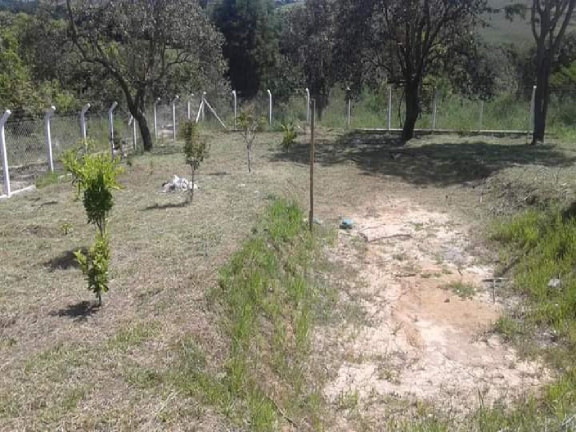 Imagem Imóvel com 3 Quartos à Venda, 180 m² em Sp - Araçoiaba Da Serra Imagem Imóvel com 3 Quartos à Venda, 180 m² em Sp - Araçoiaba Da Serra