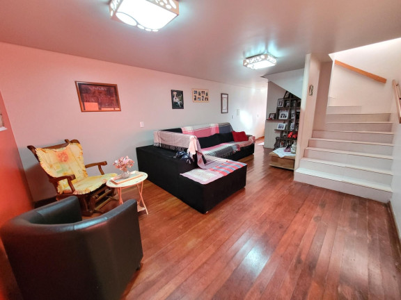 Imagem Casa com 3 Quartos à Venda, 168 m² em Camobi - Santa Maria Imagem Casa com 3 Quartos à Venda, 168 m² em Camobi - Santa Maria