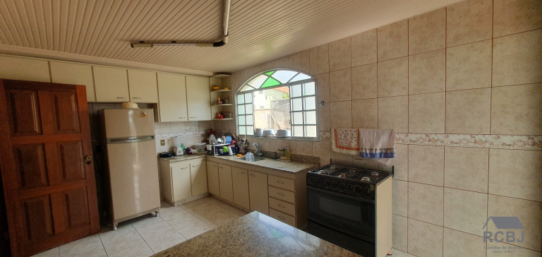 Imagem Sobrado com 6 Quartos à Venda,  em Centro - Esmeraldas