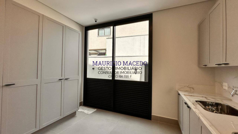 Imagem Casa com 4 Quartos à Venda, 730 m² em Alphaville - Santana De Parnaíba Imagem Casa com 4 Quartos à Venda, 730 m² em Alphaville - Santana De Parnaíba