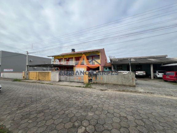 Imagem Imóvel com 4 Quartos à Venda, 427 m² em Gravatá - Navegantes Imagem Imóvel com 4 Quartos à Venda, 427 m² em Gravatá - Navegantes
