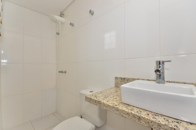 Imagem Casa com 3 Quartos à Venda, 236 m² em Vista Alegre - Curitiba Imagem Casa com 3 Quartos à Venda, 236 m² em Vista Alegre - Curitiba