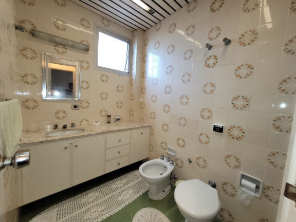 Imagem Apartamento com 3 Quartos à Venda, 140 m² em Pitangueiras - Guarujá Imagem Apartamento com 3 Quartos à Venda, 140 m² em Pitangueiras - Guarujá