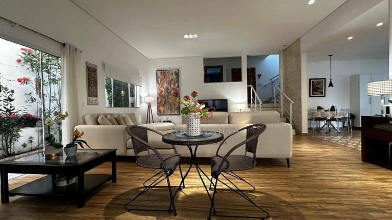 Imagem Casa com 4 Quartos à Venda, 389 m² em Condomínio Jardim Flamboyan - Bragança Paulista Imagem Casa com 4 Quartos à Venda, 389 m² em Condomínio Jardim Flamboyan - Bragança Paulista