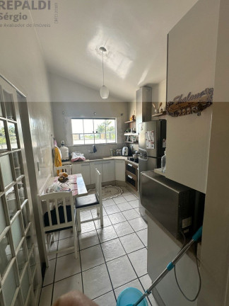 Imagem Casa com 4 Quartos à Venda, em Mina Brasil - Criciúma Imagem Casa com 4 Quartos à Venda, em Mina Brasil - Criciúma