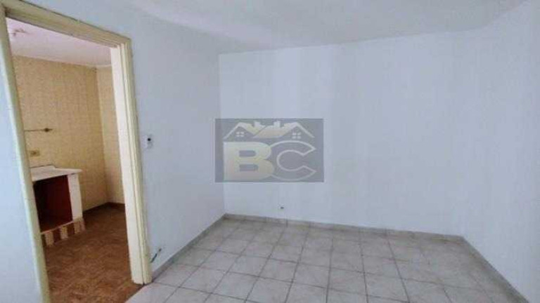Imagem Casa com 1 Quarto para Alugar, 30 m² em Vila Parque Jabaquara - São Paulo Imagem Casa com 1 Quarto para Alugar, 30 m² em Vila Parque Jabaquara - São Paulo