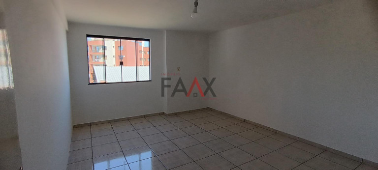 Imagem Apartamento com 3 Quartos à Venda,  em Centro - Guarapuava