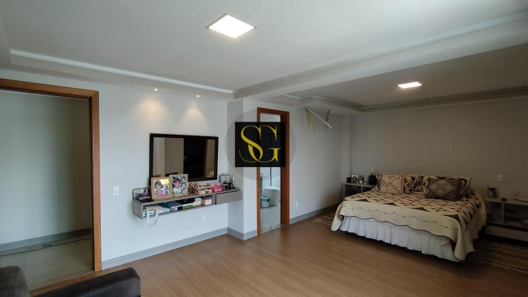 Imagem Casa com 3 Quartos à Venda, 682 m² em Parque Do Ingá - Teresópolis Imagem Casa com 3 Quartos à Venda, 682 m² em Parque Do Ingá - Teresópolis