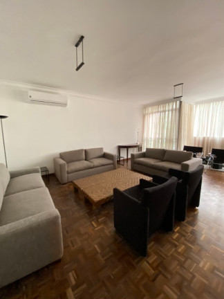 Imóvel com 3 Quartos para Alugar, 240 m² em Jardim Paulista - São Paulo