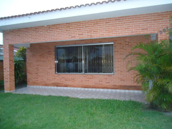 Imagem Casa com 3 Quartos à Venda, 272 m² em Flórida - Praia Grande Imagem Casa com 3 Quartos à Venda, 272 m² em Flórida - Praia Grande