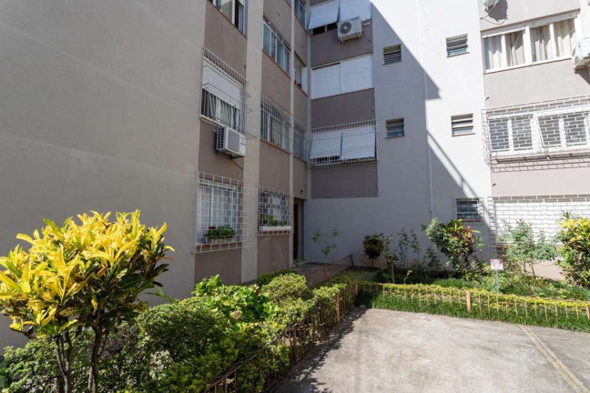 Imagem Imóvel com 2 Quartos à Venda, em Passo Da Areia - Porto Alegre Imagem Imóvel com 2 Quartos à Venda, em Passo Da Areia - Porto Alegre